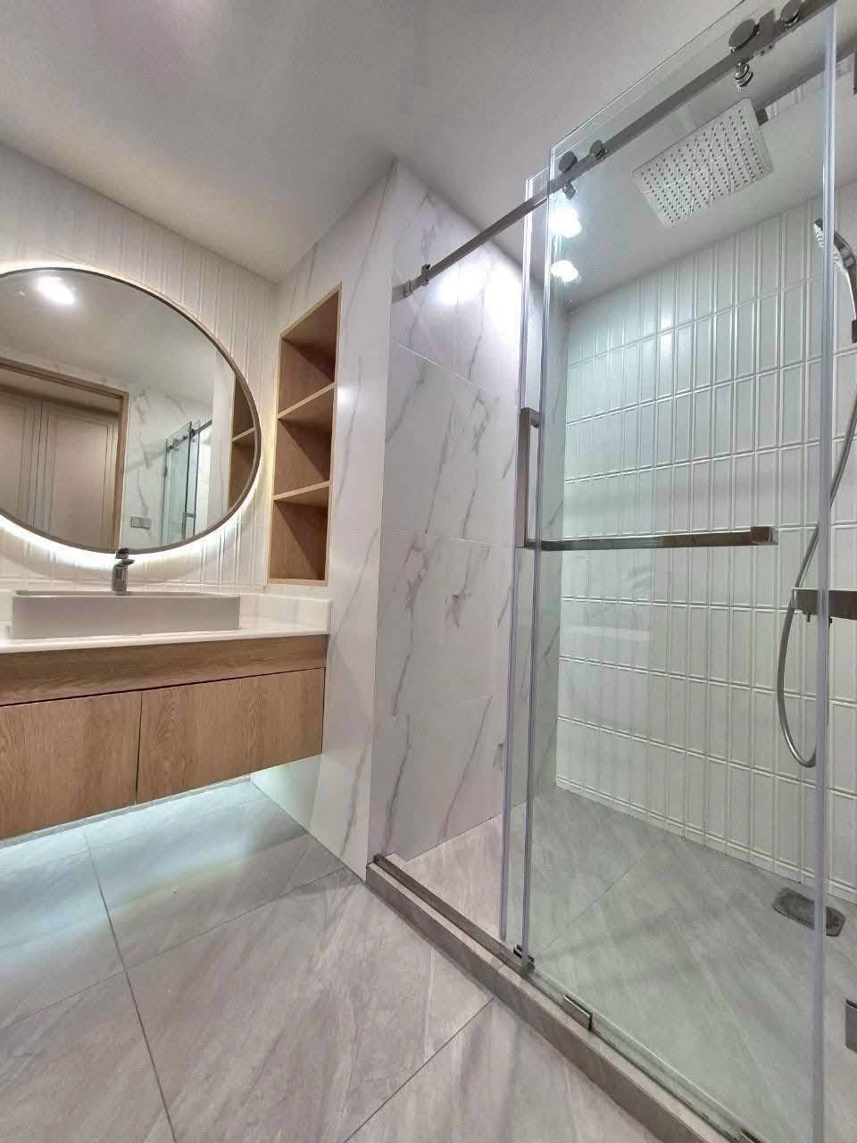 คอนโดหรูให้เช่า 2 ห้องนอน สุขุมวิท 39 ใกล้ BTS พร้อมพงษ์