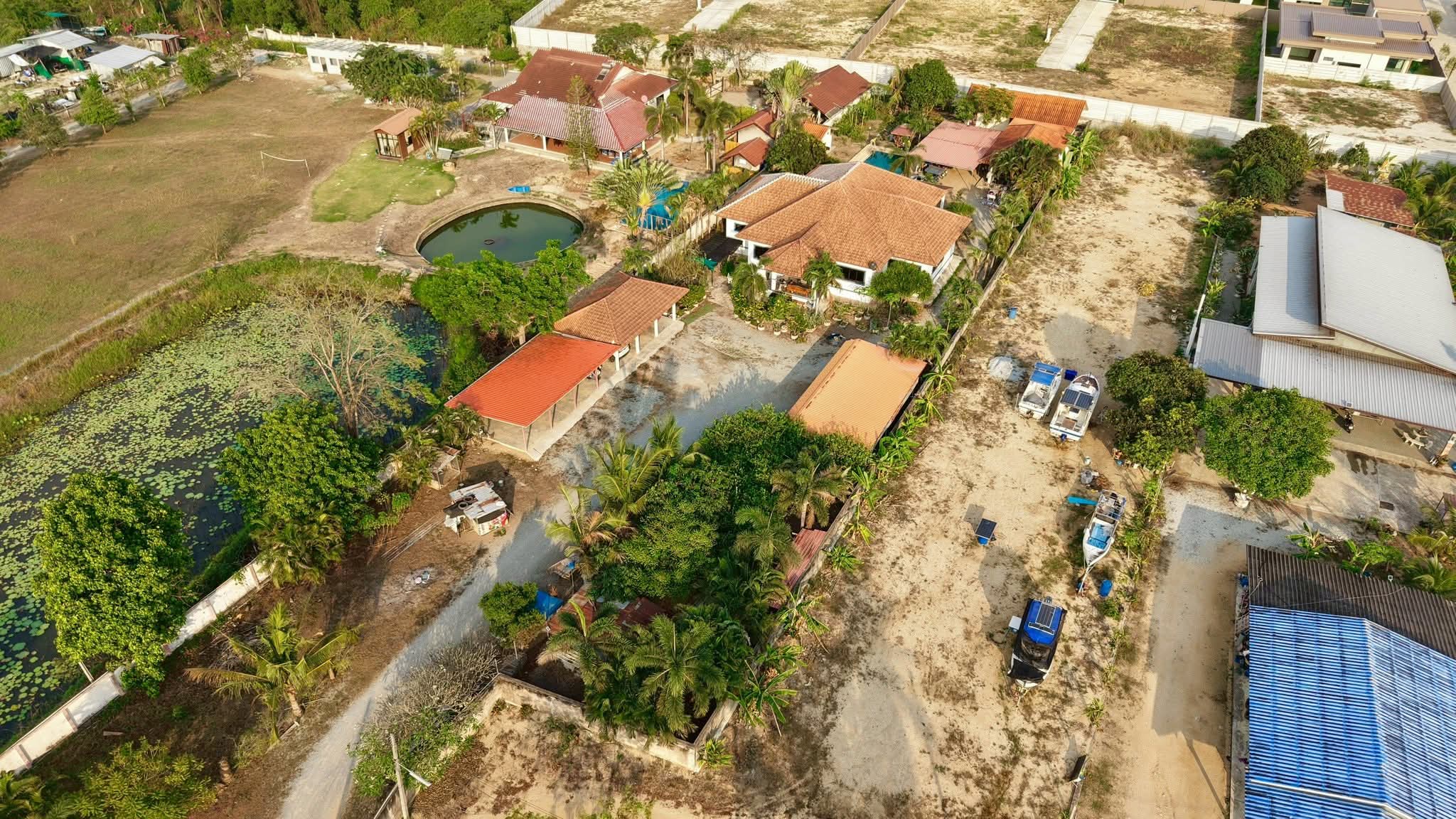 บ้านเดี่ยวโซนห้วยใหญ่ (ติดรั้วโครงการบ้านพัทยา 7, ต.ห้วยใหญ่ อ.บางละมุง จ.ชลบุรี) 2
