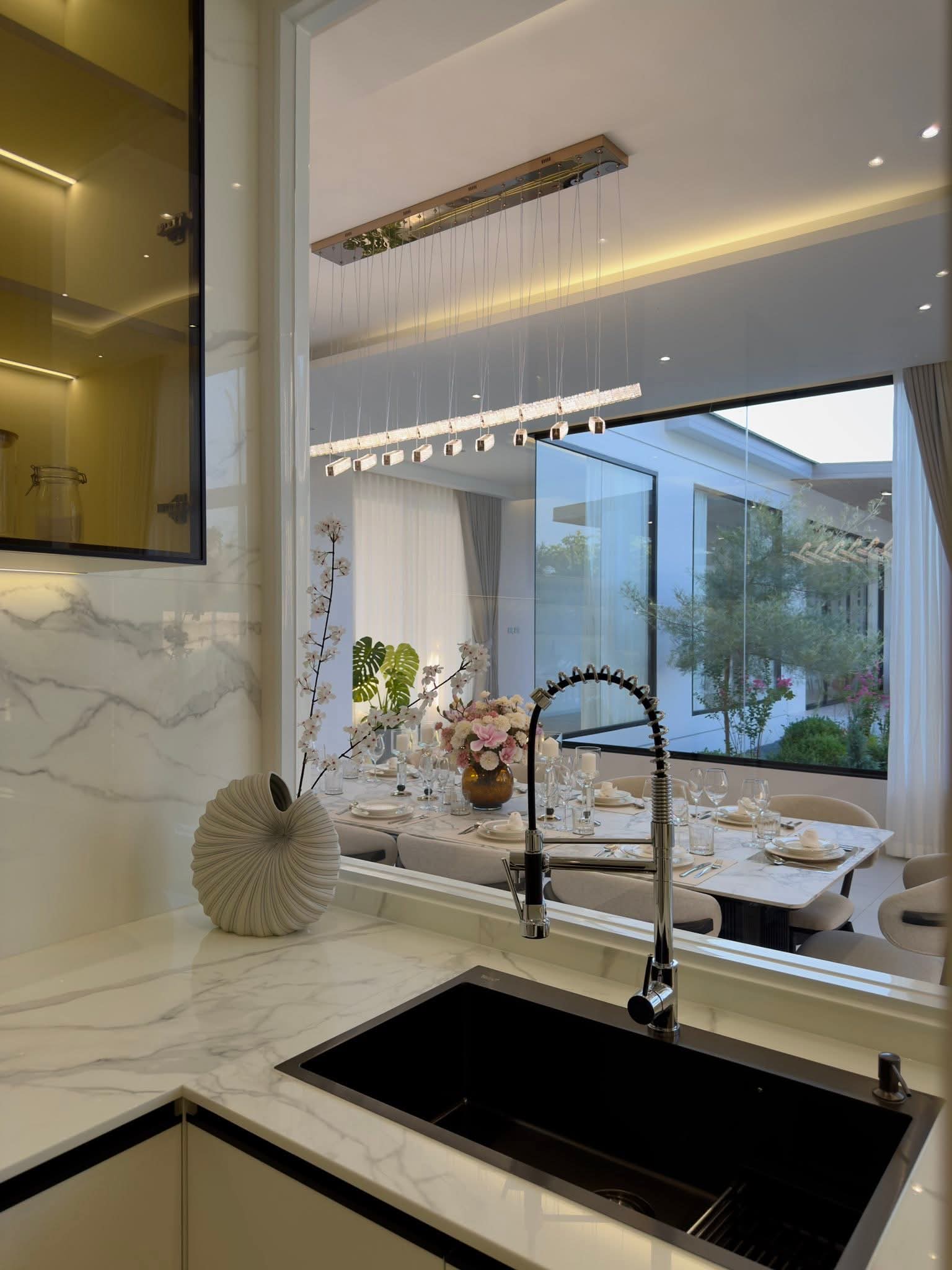 ขายพูลวิลล่าหรูระดับ Super Luxury โซนรีเจ้นท์-ครัวป้าบุญ 9