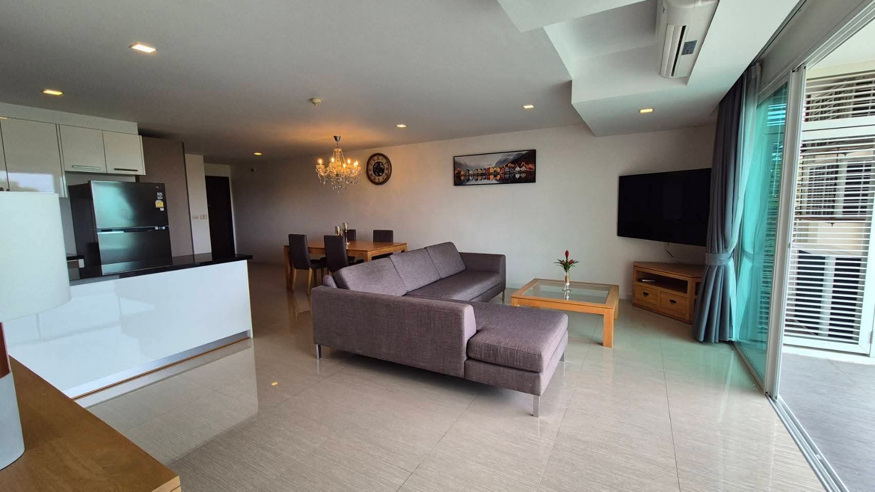 ขายคอนโดพัทยา! ห้องใหญ่ไซส์อลังการ 114 ตร.ม. 2 ห้องนอน Elegance @ Cosy Beach 4