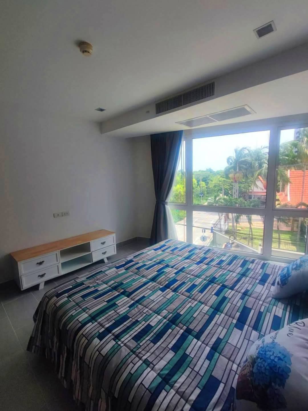 ขายคอนโดพัทยา! ห้องใหญ่ไซส์อลังการ 114 ตร.ม. 2 ห้องนอน Elegance @ Cosy Beach 6